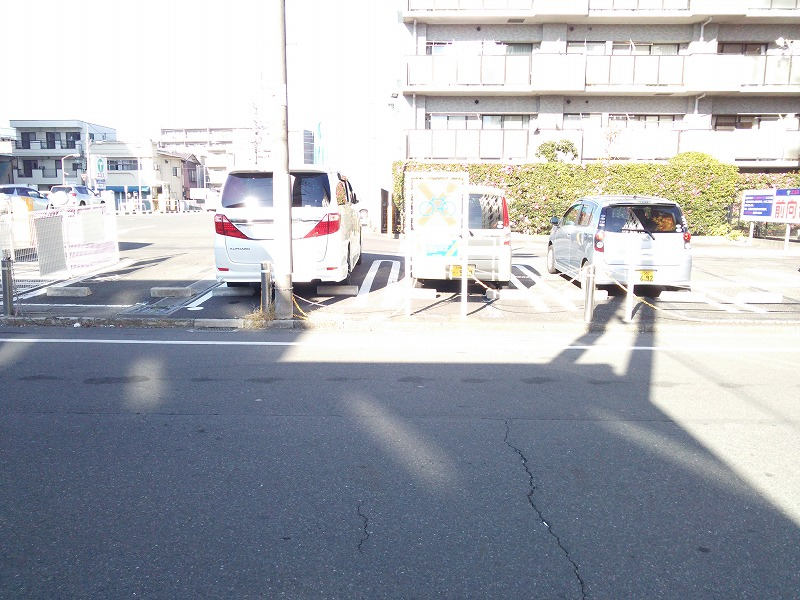 建物前面道路